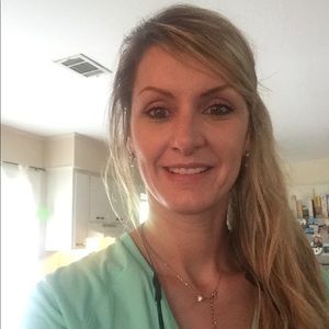 Meet your Posher, Janel